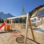Austrian Alps With Access Neukirchen am Grossvenediger